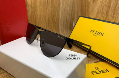 Fendi
master quality 
180 dhs✅

Zain126
♥️♥️♥️