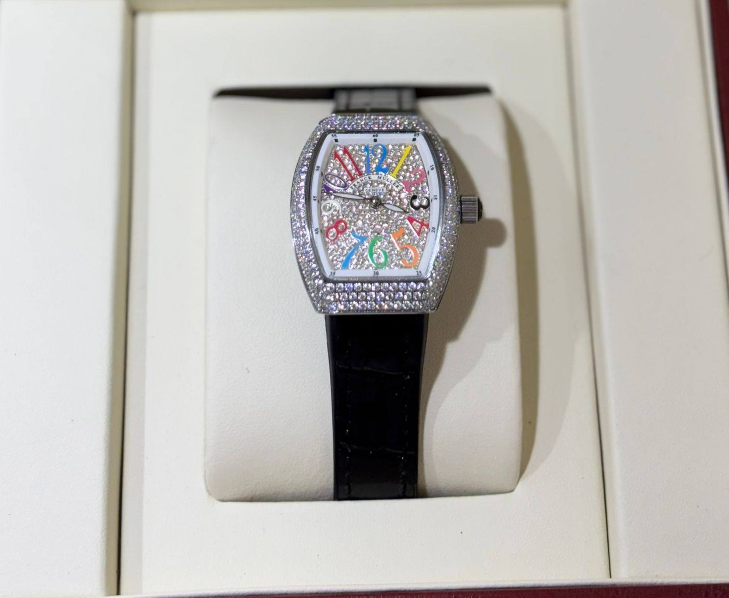 FRANCK MULLER 
_*WOMEN*_
_MASTER QUALITY_

380 dhs❣️
___WITH BOX_____❒
🎁🎁🎁

Zain108
♥️♥️♥️
