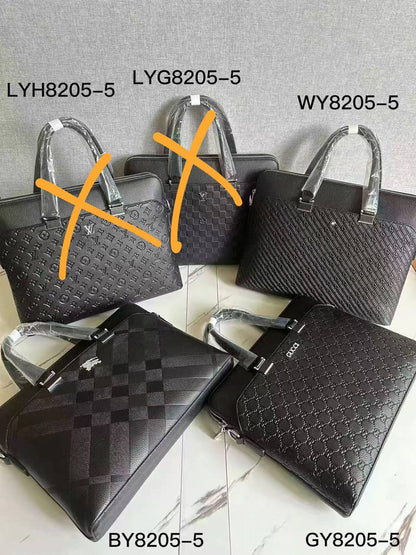 Laptop bags 
good quality 
110 dhs💓

Zain278
♥️♥️♥️