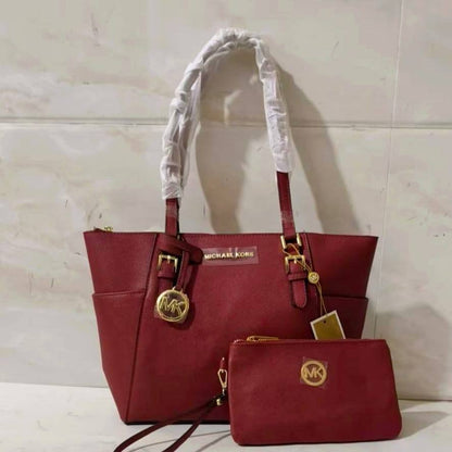 MK

100dhs🇦🇪

 high quality  

42cm

Zain26
♥️♥️♥️