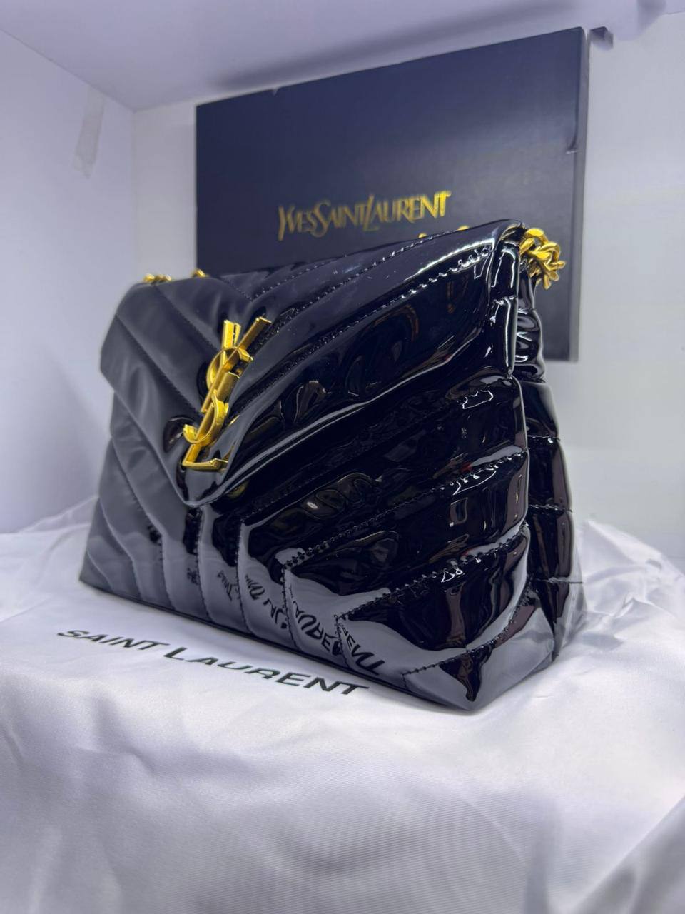 🌟 YSL LouLou
1⃣️ First quality +🎁
Size: 25 * 16.5 * 9 cm
85 dhs❣️
with box🎁

Zain115
♥️♥️♥️