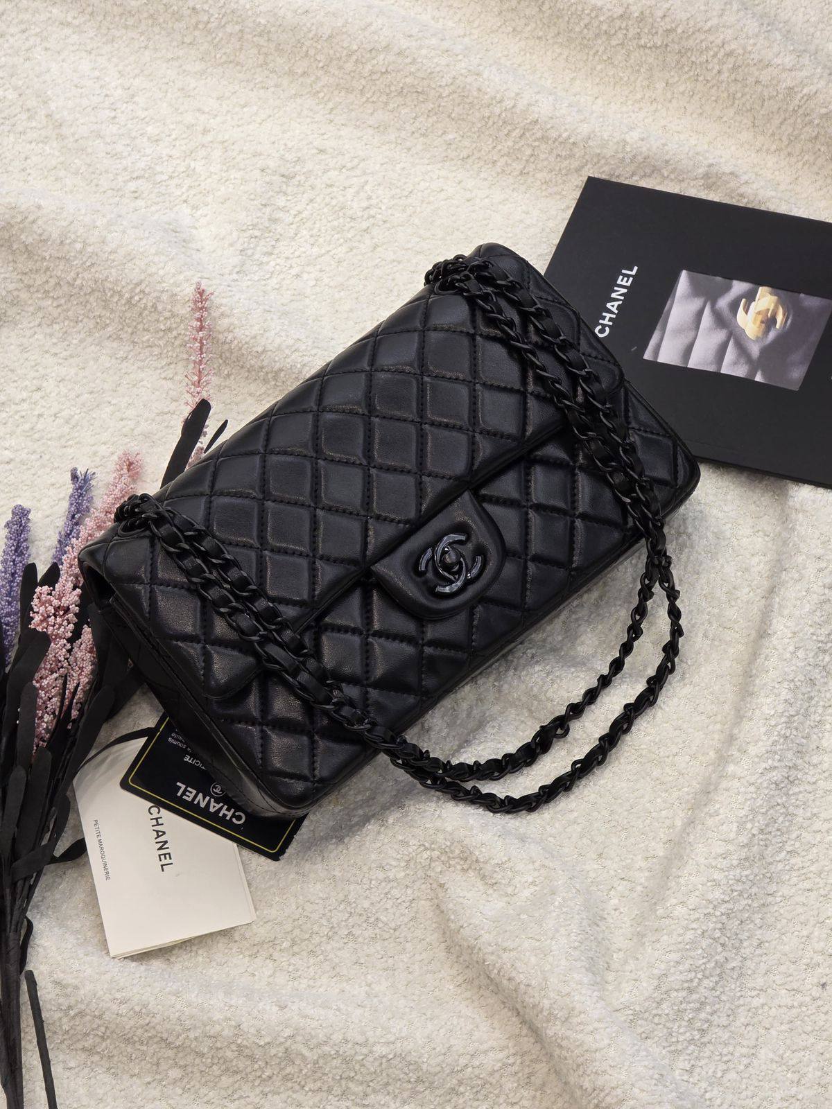 Chanel Black Family 
💼 New Arrivals 💼
💼 Good Quality 💼
For Price 👇 WTSP Text Zain 0568585901

Zain131
♥️♥️♥️