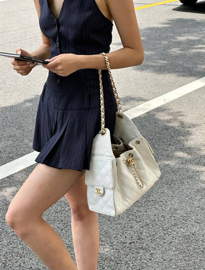 CHANEL 

NEW CAME 
GOOD QUALITY 
120 dhs🇦🇪🇦🇪

Zain39
Zain295
♥️♥️♥️