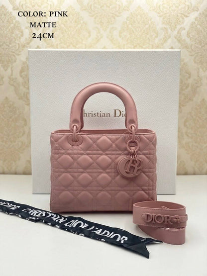 Lᴀᴅʏ Dior Mᴀᴛᴇ
ᴡɪᴛʜʙᴏx
ᴄᴀɴᴠᴀs ɪɴsɪᴅᴇ
sɪᴢᴇ:24ᴄᴍ
120 dhs🇦🇪🇦🇪

Zain56
♥️♥️♥️