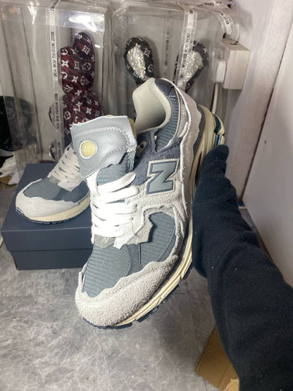 NEW BALANCE 2002R Protection Pack Rain Cloud
36-45 AVAILABLE 
220 dhs✅

Zain242
♥️♥️♥️