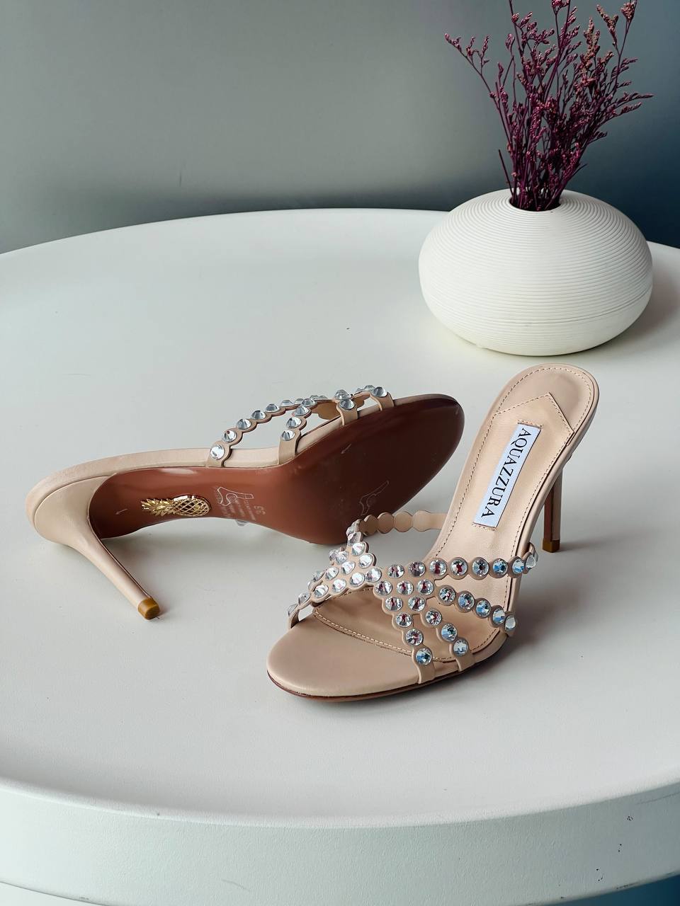 AQUAZZURA

36-41

Super master 
high quality_
500 dhs🇦🇪🇦🇪

Zain176
♥️♥️♥️
