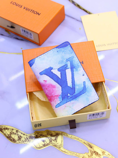 LV WALLET 

WITH BOX
🎁🎁🎁

45 dhs❣️

Zain58
♥️♥️♥️