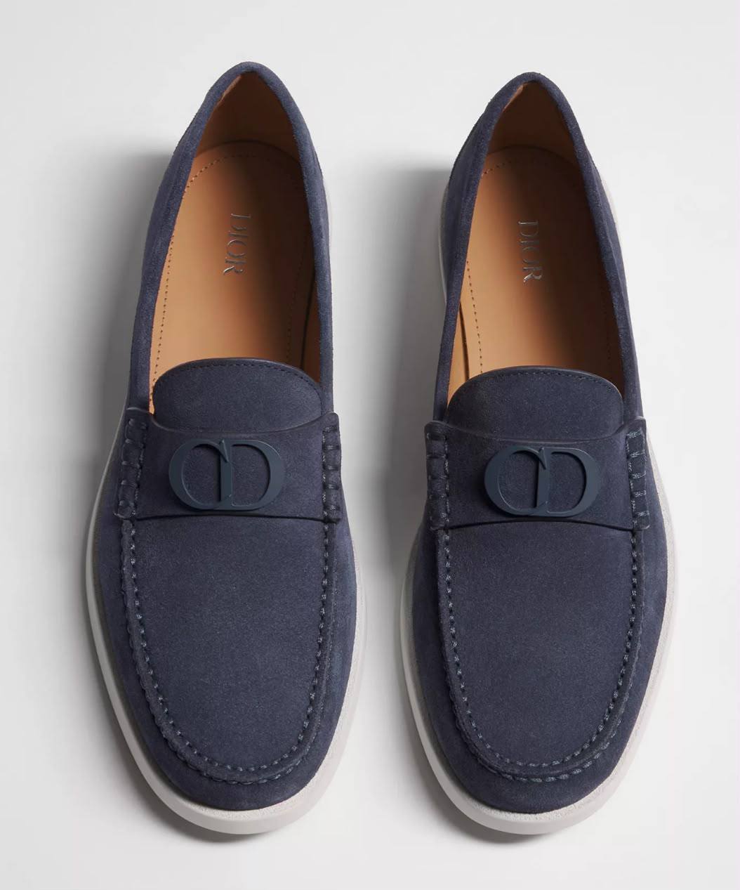 Dior
New 🆕 
Size 40 TO 45
170 dhs✅

Zain183
♥️♥️♥️
