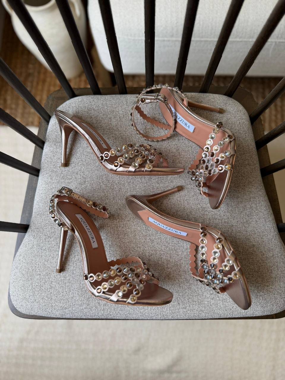 Aquazzura
𝑨𝑨𝑨 𝑸𝑼𝑨𝑳𝑰𝑻𝒀
𝑺𝑰𝒁𝑬 {35 𝒕𝒐 42}
450 dhs✅

Zain81
♥️♥️♥️