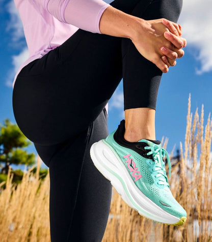 Hoka One One Bondi 9 Blue Spark Mint Fluorite ，
Size 36-40 ，
230 dhs✅

Zain18
♥️♥️♥️