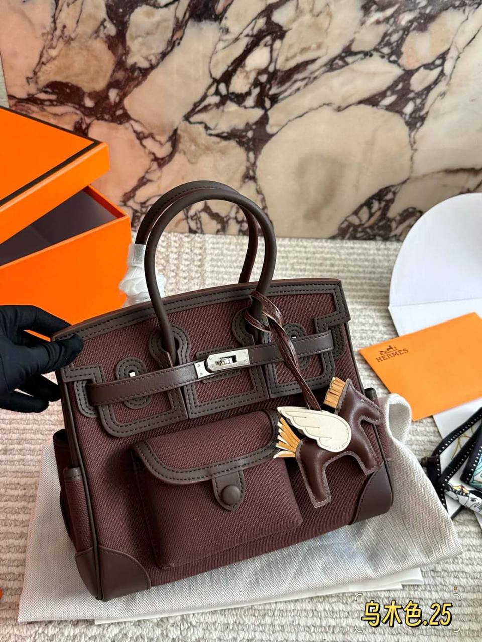 Hermes 
Master ++++
420 dhs💓

Zain10
♥️♥️♥️