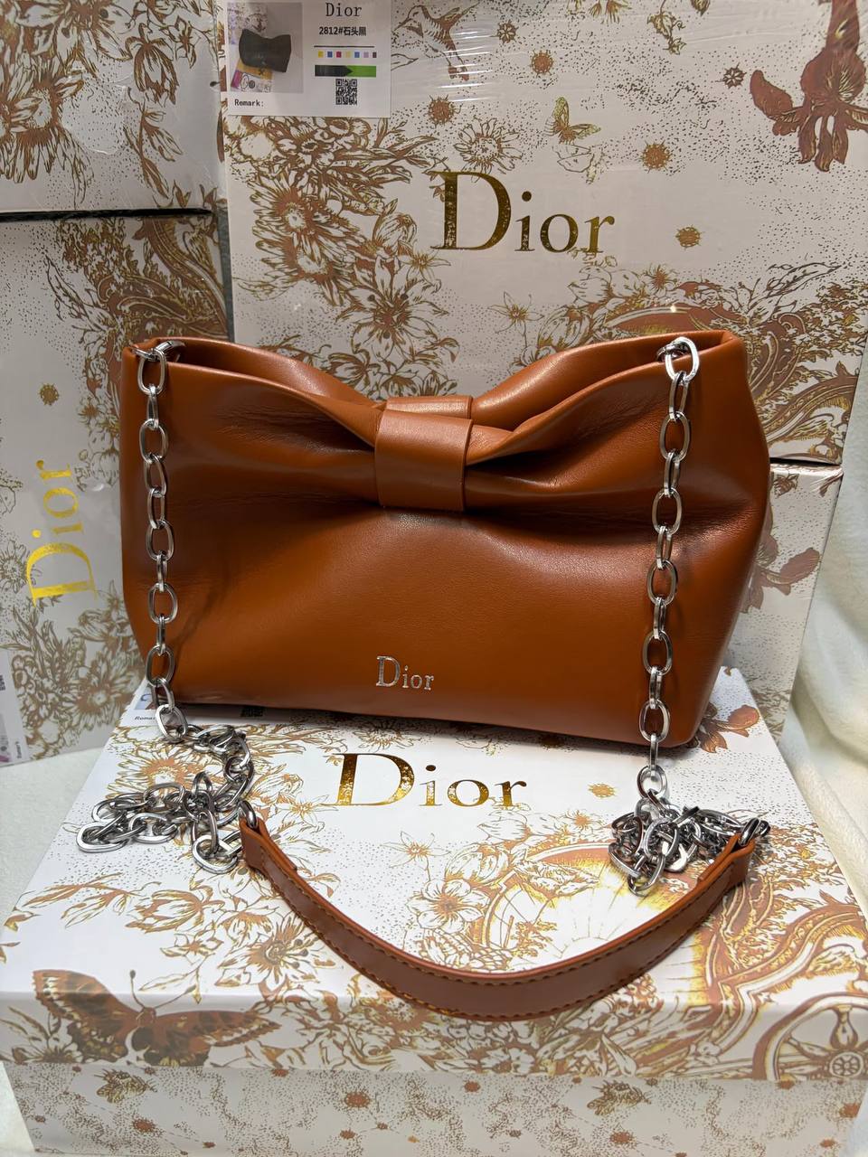 Dior 
Medium Bow Bag
95 dhs✅

Zain265
♥️♥️♥️