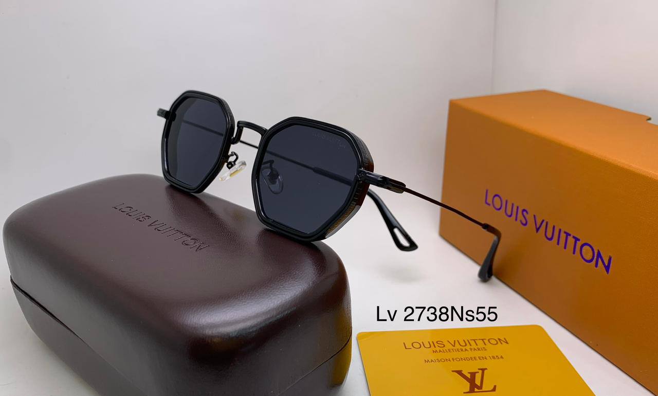 Tom Ford 
70 dhs🇦🇪

Zain126
♥️♥️♥️