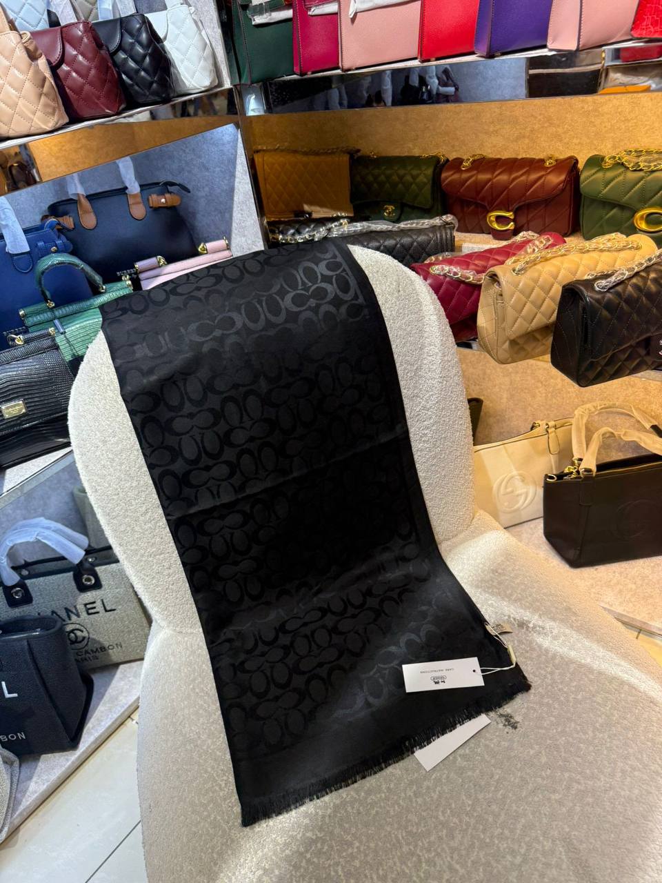 New
Cotton scarf 
45 dhs🪙🌨️

Zain93
♥️♥️♥️