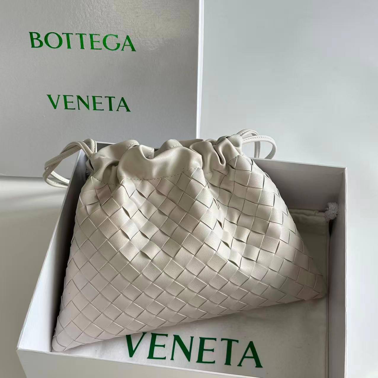 Bottega Master
330 dhs🪙🌨️

Zain131
♥️♥️♥️