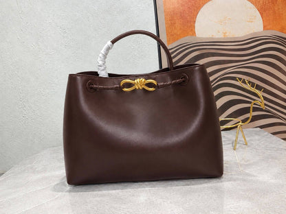 BOTTEGA

 COPY ONE 
RESTOCK 
155 dhs🇦🇪🇦🇪

Zain39
Zain295
Zain17
♥️♥️♥️