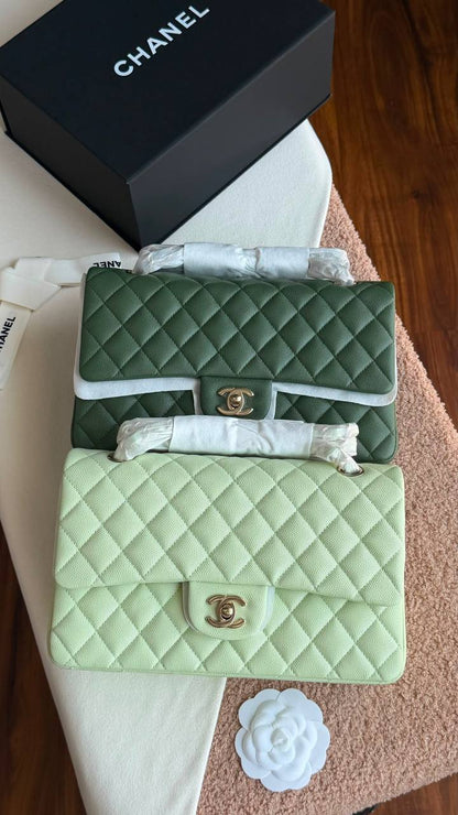 NEW 
CHANEL Classic
*SiZe 25 CM*
*✨VIP QUALITY✨*
*with complete packing*🎁
For Price 👇 WhatsApp✅
0568585901 
0507557372
0552275751 Owner Zain 👌

Zain280
♥️♥️♥️