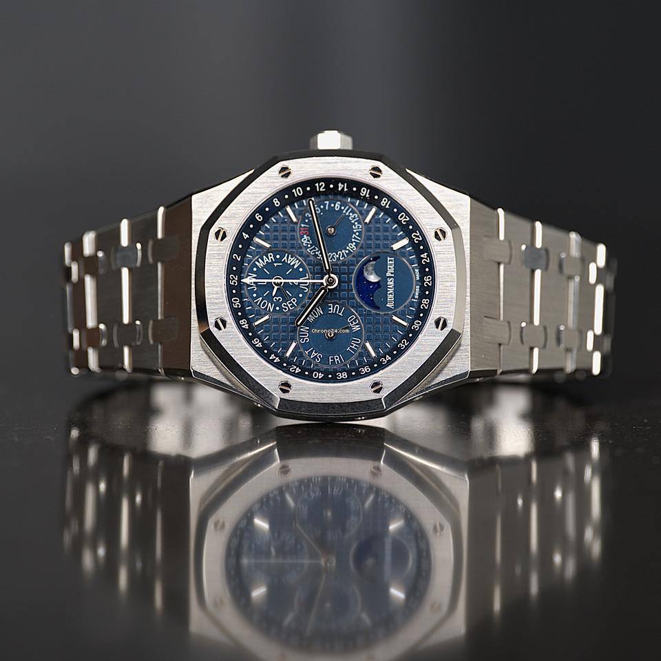 Ap watch for men good quality automatic 
400 dhs🌺

Zain59
♥️♥️♥️