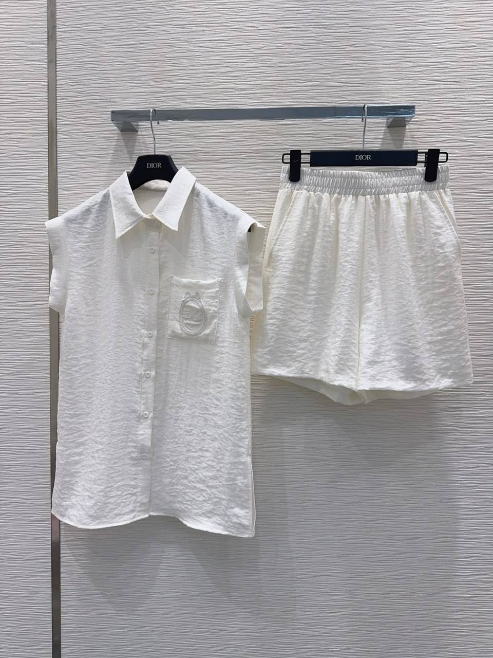 DIOR
Women’s Linen Set
Master Quality 
SML
380 dhs✅

Zain276
♥️♥️♥️