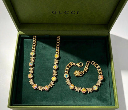 GUCCI 
Necklace ⭐️
Bracelet 💥
Master quality 💯
With normal boxes 📦 
125 dhs🇦🇪🇦🇪


With master box 🗃️ 
145 dhs🇦🇪🇦🇪

Zain216
♥️♥️♥️