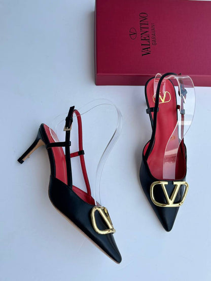 Valentino 
120 dhs🇦🇪
Size 36-42

Zain55
♥️♥️♥️
