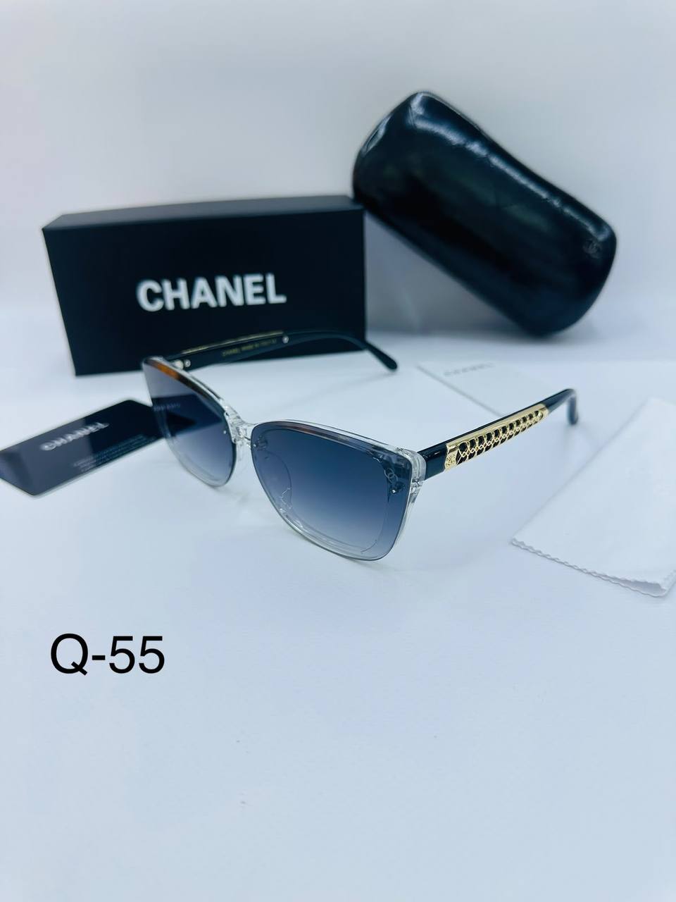 Sunglasses 🕶️*
New stock 💥
good quality 💯
Copy one 1️⃣ 
With master box 🗃️ 
50 dhs💛

Zain216
♥️♥️♥️