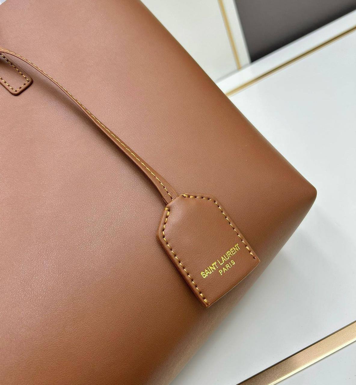 YSL
 NEW CAME GOOD QUALITY 
115 dhs💓

Zain39
♥️♥️♥️