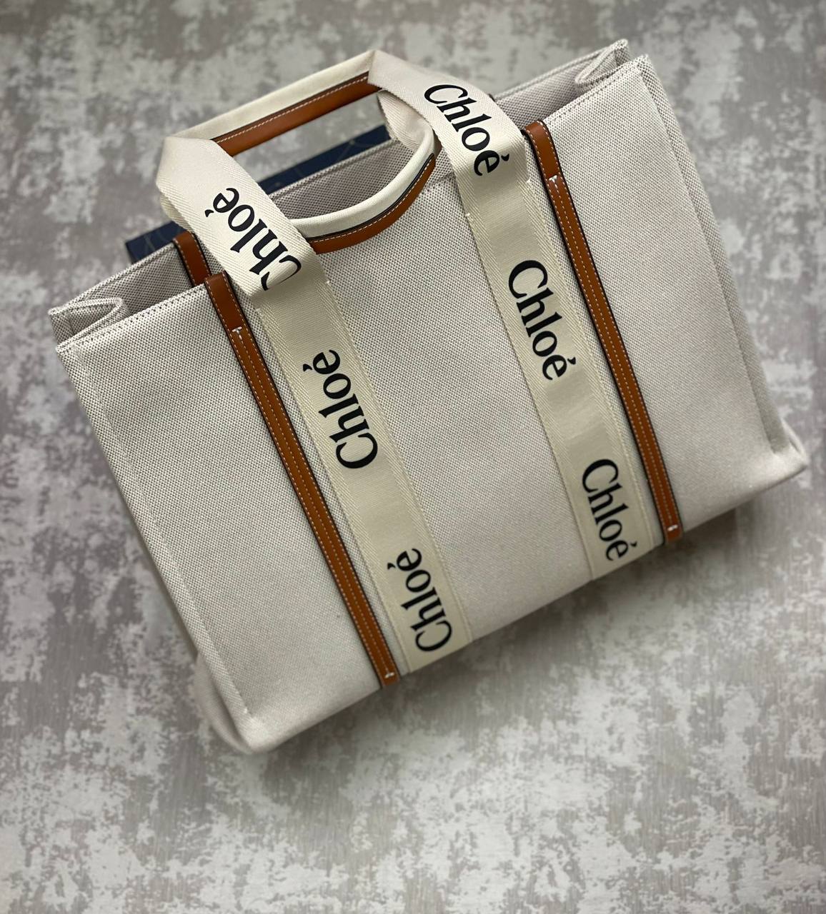 Chloe
Copy one
S.  Size.   120 dhs✅ 
M.             130 dhs✅ 
L.              140 dhs✅

Zain175
♥️♥️♥️