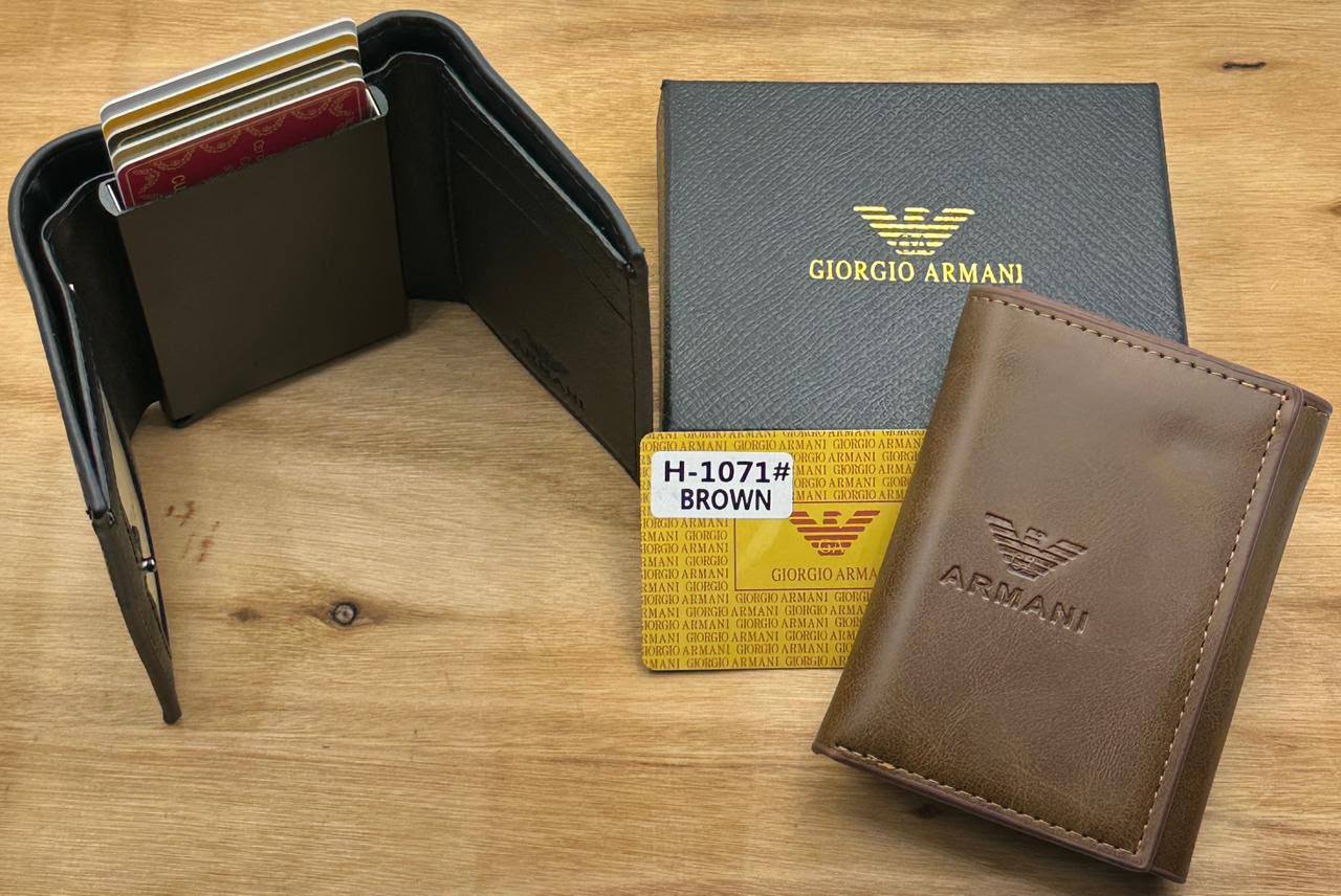 Wallets
60 dhs🇦🇪🇦🇪

Zain182
♥️♥️♥️