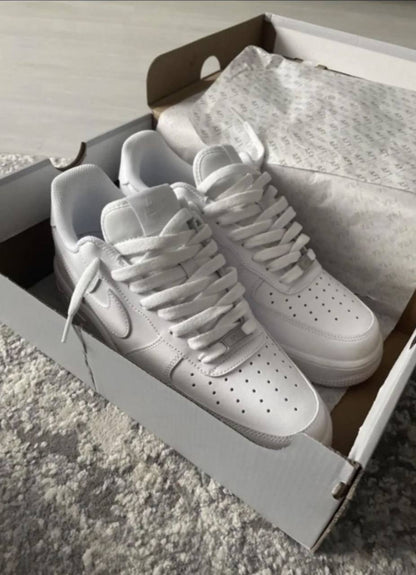 Airforce 1 ‘white’🤍
36-45 AVAILABLE 🤩
140 dhs🪙💚

Zain242
♥️♥️♥️