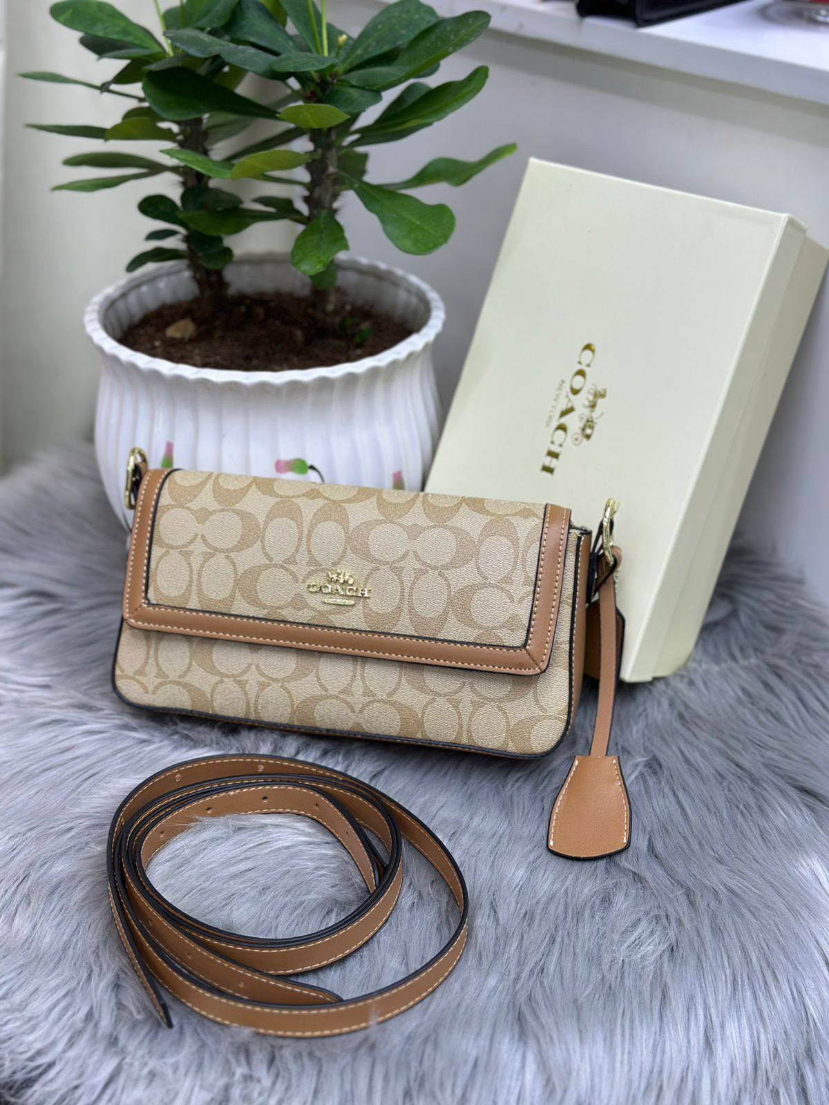 COACH
SIZE  ………25CM 🥰
90 dhs❣️
with BOX🌷

Zain244
♥️♥️♥️