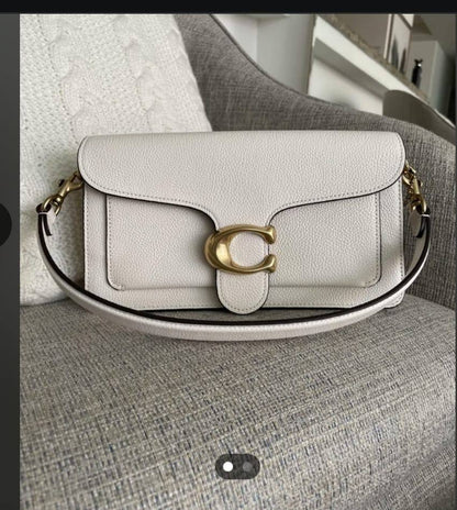 Coach
110 dhs🇦🇪

Zain143
♥️♥️♥️