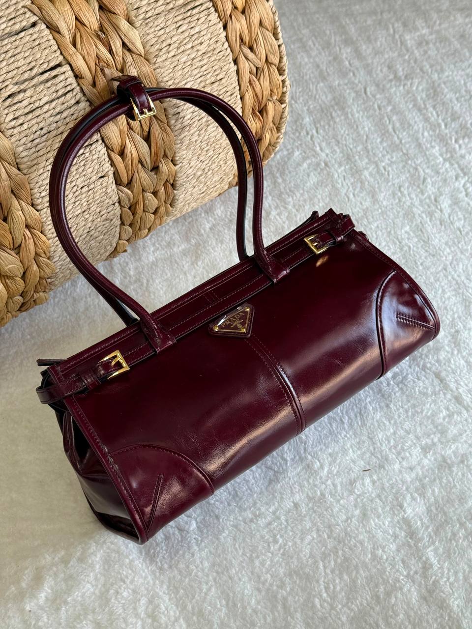 PRADA
SUPER MASTER QUALITY 
SIZE:23cm 1100 dhs✅
SIZE:30cm 1250 dhs✅

Zain307
♥️♥️♥️