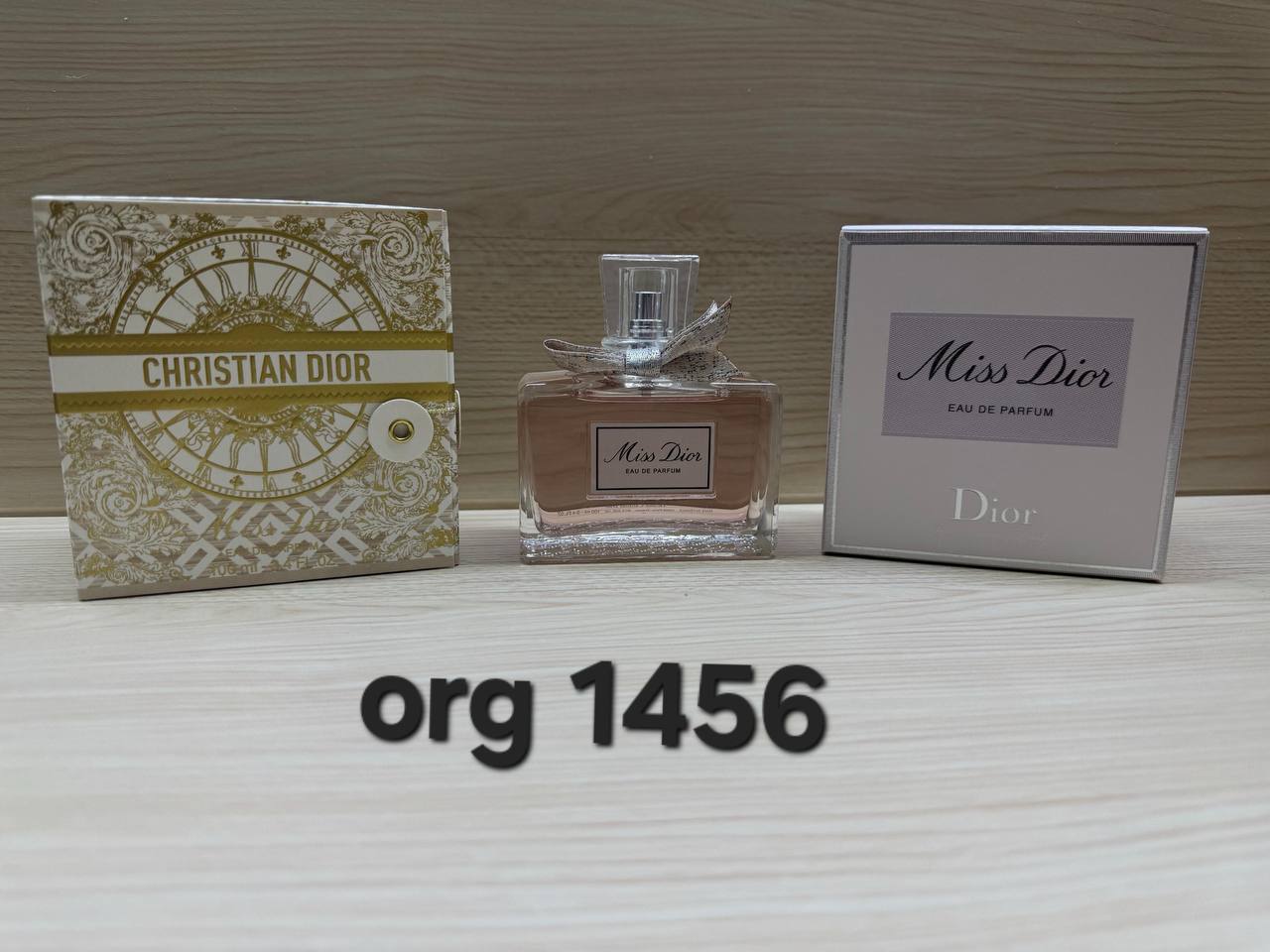 Dior org 
New
65 dhs👑

Zain109
♥️♥️♥️