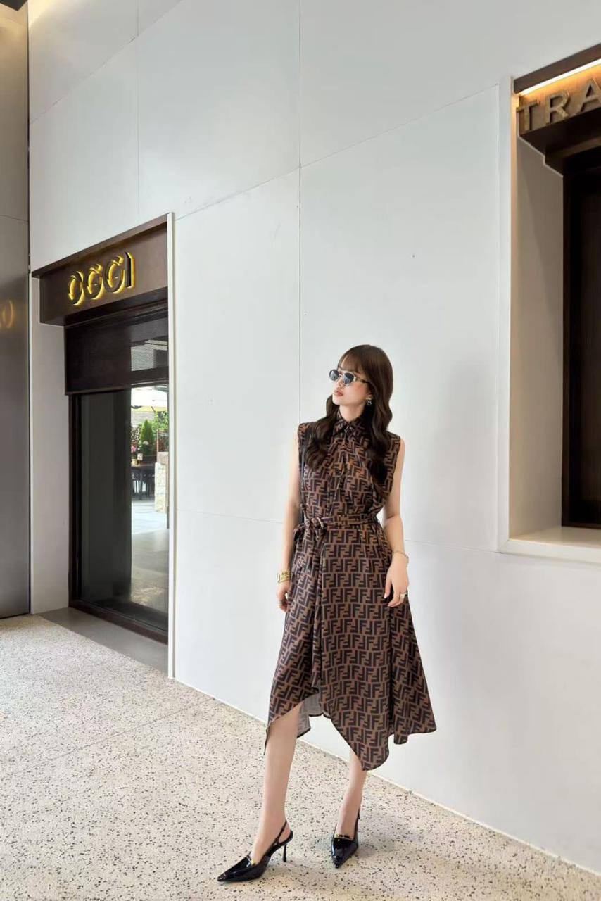 *New collections     
190 dhs🪙
*good  quality  
*Sizes:S M L * 
*AVAILABLE NOW*🥰🛍️🛍️

Zain231
♥️♥️♥️