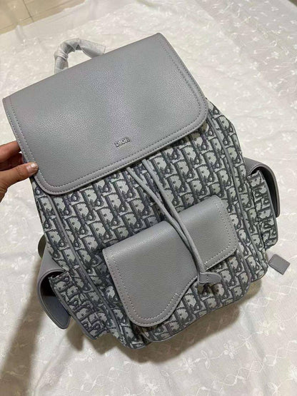 Backbag
150 dhs🪙🌨️

Zain143
♥️♥️♥️