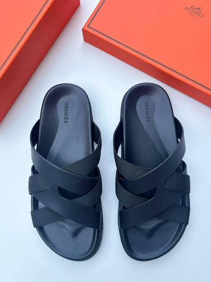 Hermes slipper (men)
110 dhs🪙💕
Size 40-46

Zain55
♥️♥️♥️
