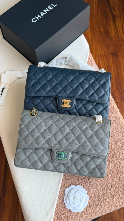 NEW 
CHANEL Classic
*SiZe 25 CM*
*✨VIP QUALITY✨*
*with complete packing*🎁
For Price 👇 WhatsApp✅
0568585901 
0507557372
0552275751 Owner Zain 👌

Zain280
♥️♥️♥️