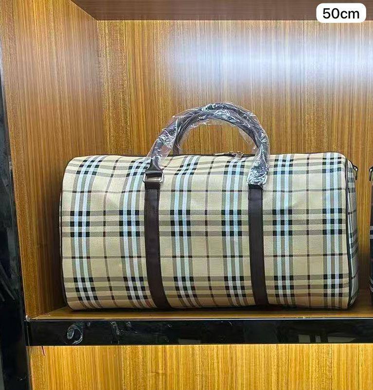 ✈️ Brand Travel Bag
Good quality
Size : 50 * 29 cm
70 dhs🗽

Zain115
♥️♥️♥️