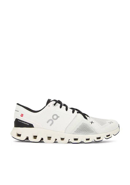 On Cloud X3 ‘White’
Size 36-45 AVAILABLE 🤩
170 dhs🪙💕

Zain242
♥️♥️♥️
