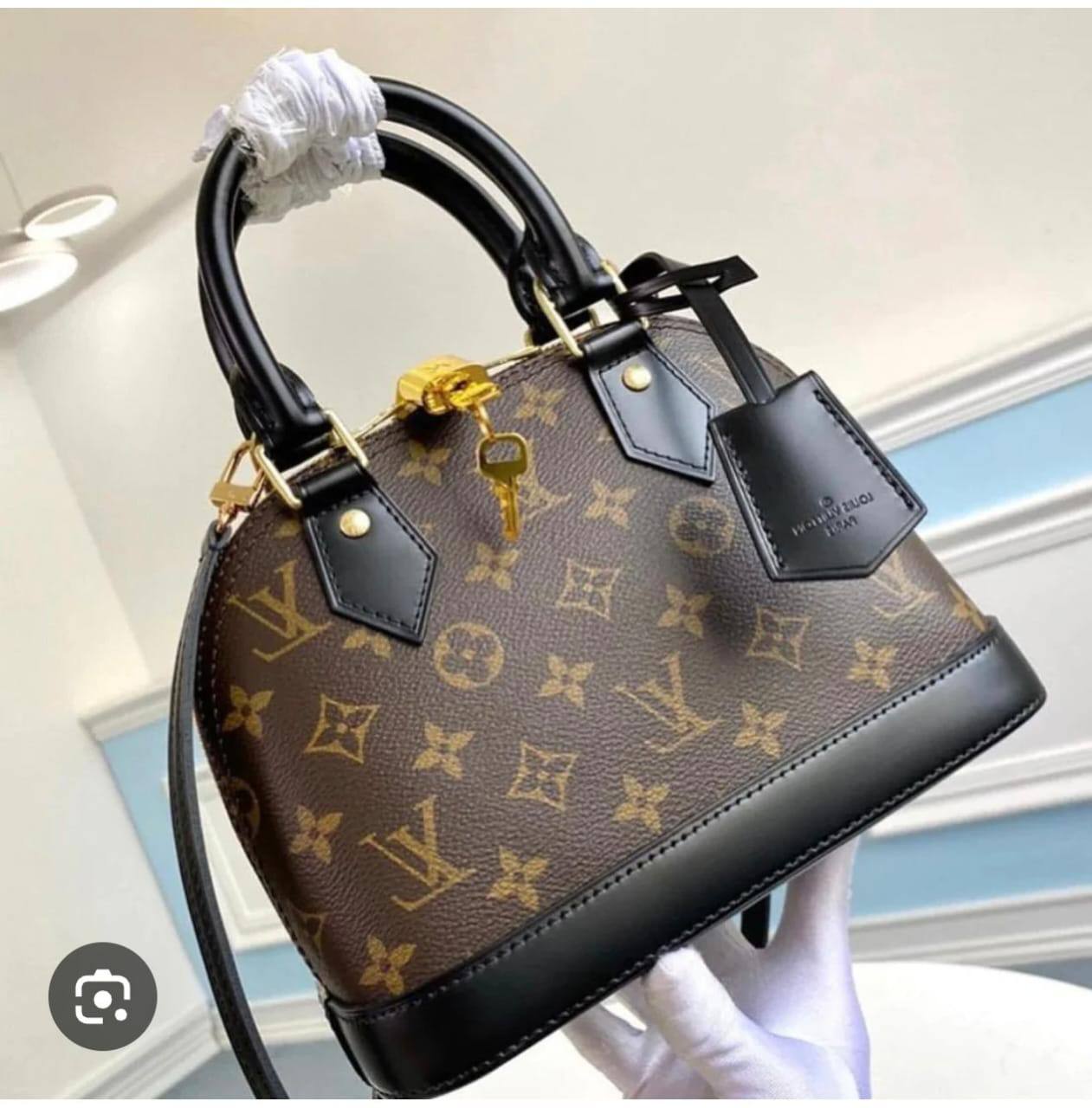 LV
Good Quality
115 dhs🇦🇪

Zain200
♥️♥️♥️