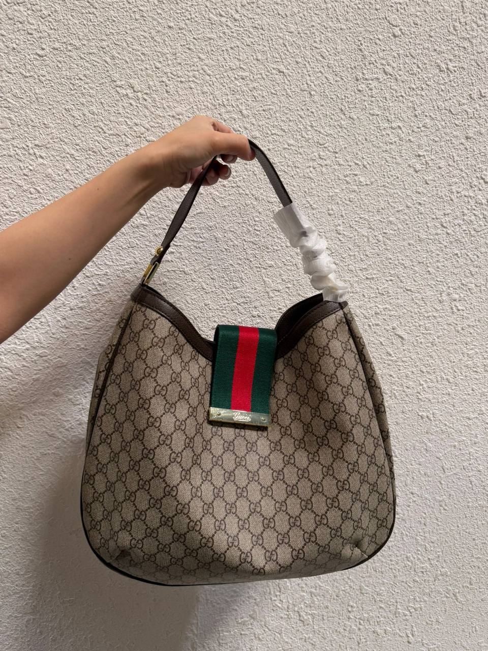Goyard
 size:40×30cm  
130 dhs❤️

Zain114
♥️♥️♥️