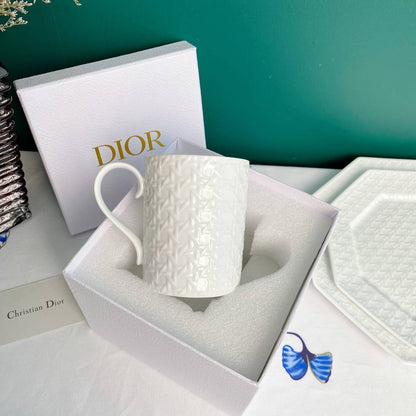 Branded mugs 

75 dhs

Zain205
♥️♥️♥️