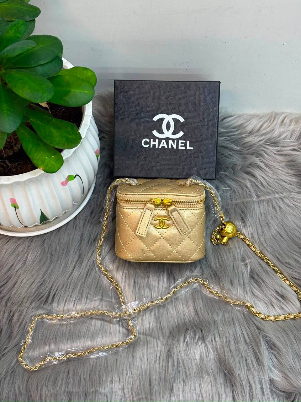 Chanel 
95 dhs🪙
with BOX
🎁🎁🎁

Zain244
♥️♥️♥️
