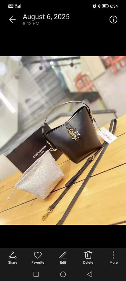YSL
with box
🎁🎁🎁

105 dhs🪙🌨️

Zain143
♥️♥️♥️