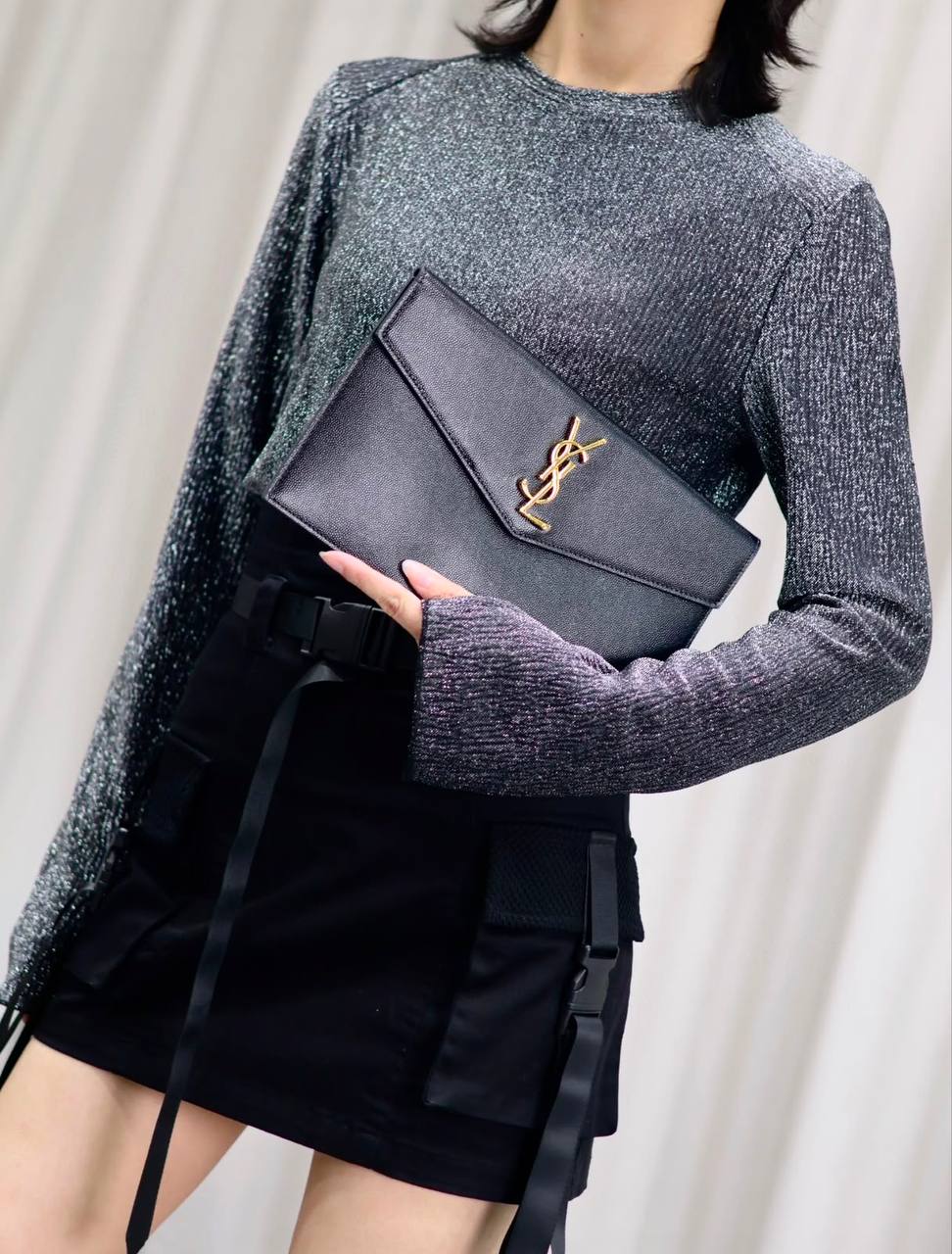 YSL 
COPY ONE 
WITH BOX 
190 dhs🇦🇪🇦🇪

Zain295
♥️♥️♥️
