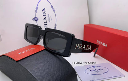 Prada
Super master quality 
190 dhs💓

Zain126
♥️♥️♥️
