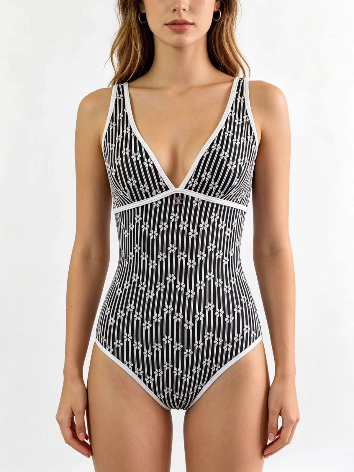 CHANEL
Women’s Swimsuit 
Master Quality 
SMLXL
280 dhs✅

Zain276
♥️♥️♥️