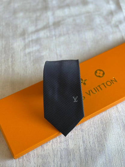 HERMES - LV
*TIE*
*Master quality*
*New collection*
180 dhs✅

Zain179
♥️♥️♥️