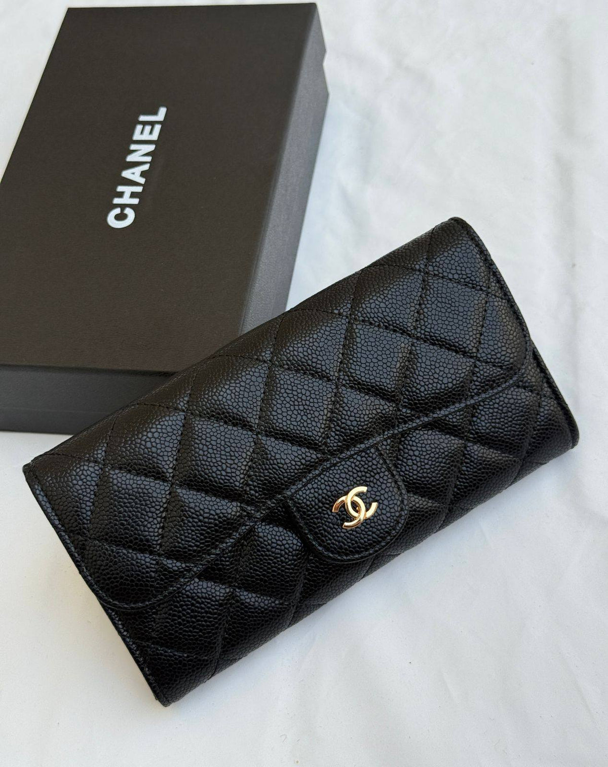 Chanel

Super Master

380 dhs🇦🇪🇦🇪

Zain275
♥️♥️♥️